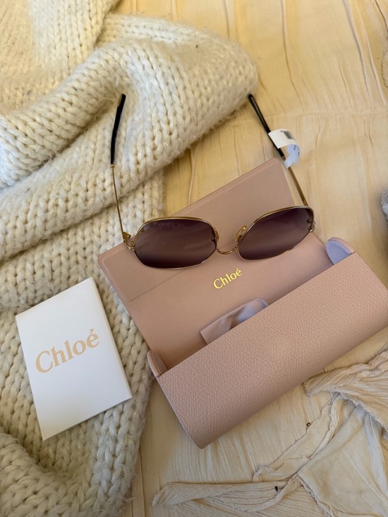 New with tags Chloé Gold Frame Sunglasses